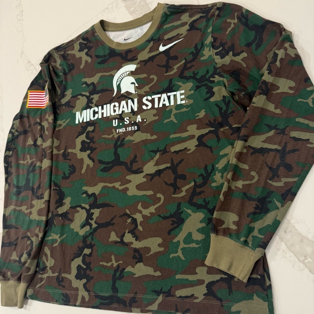 Nike The Nike Tee Michigan State Spartans Camo Military Shirt Men’s Medium Green - Picture 2 of 6